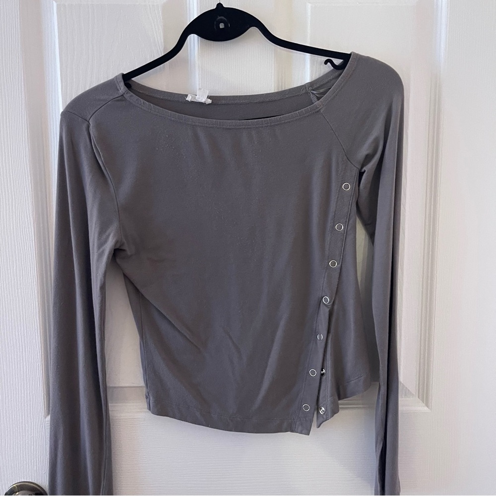 Garage Gray Long Sleeve Top with Side Buttons